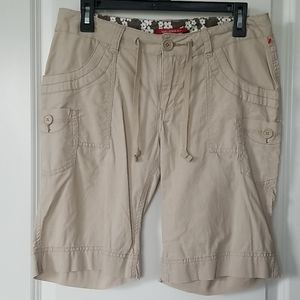 NWOT Unionbay Short. Size 7